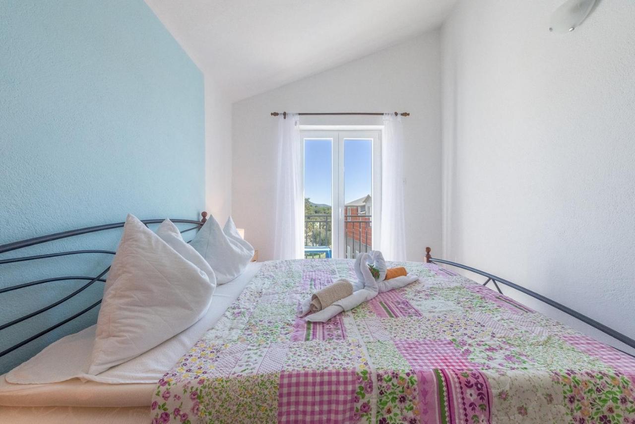 Apartments Pleadin Rogoznica  Bagian luar foto